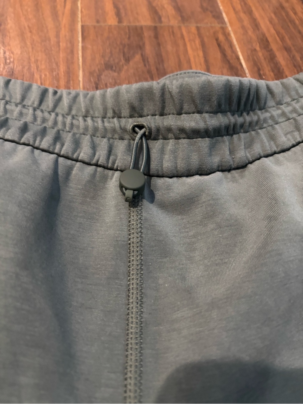 Lululemon Softstreme High-Rise Straight-Legged Cropped Pants - Picture 11 of 16